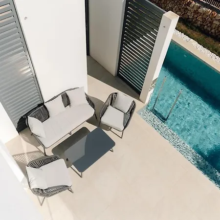 Villa Aina